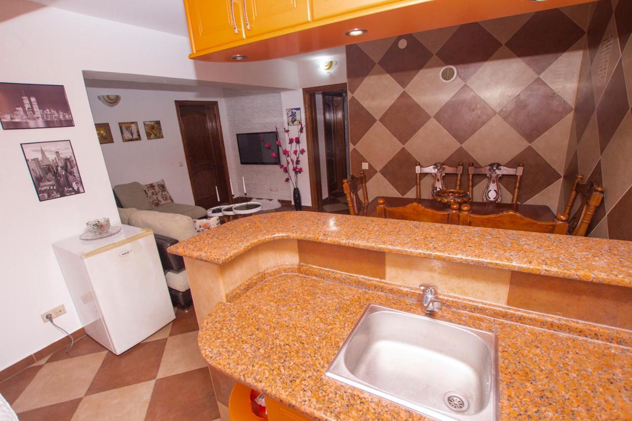 Lea Apartment 巴尔 外观 照片
