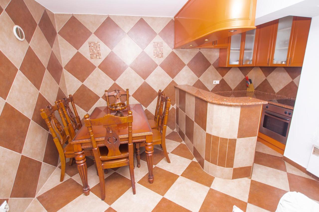 Lea Apartment 巴尔 外观 照片