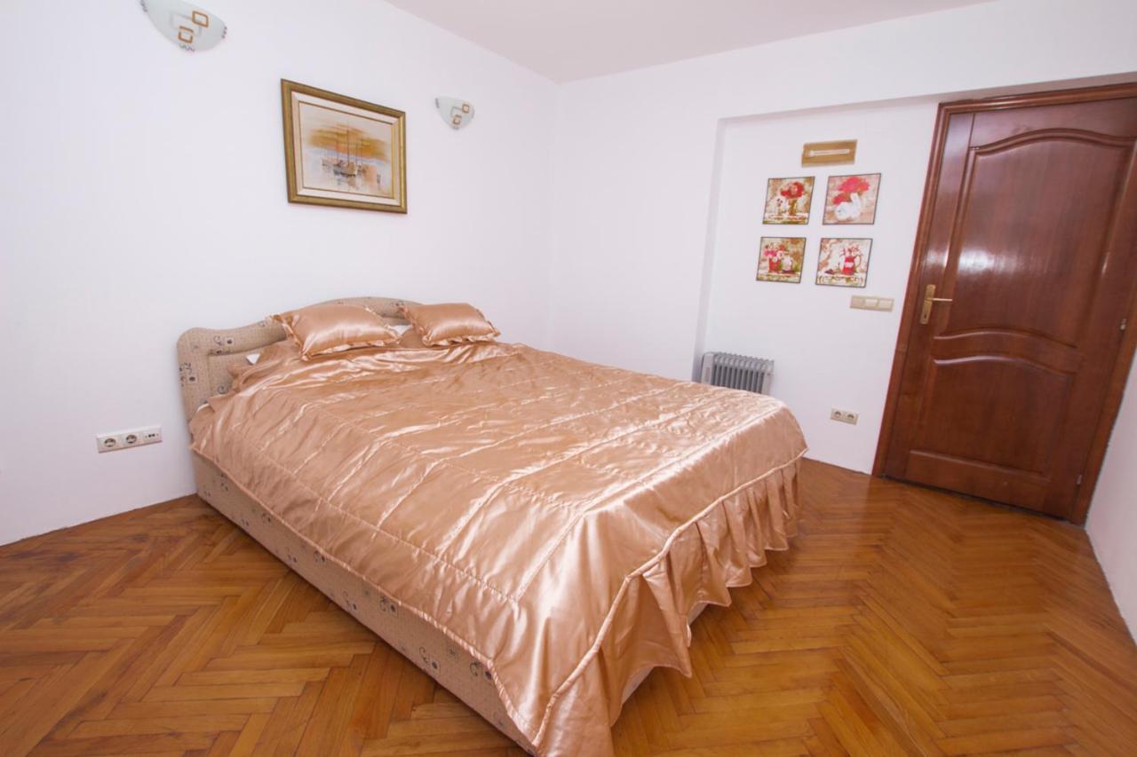 Lea Apartment 巴尔 外观 照片